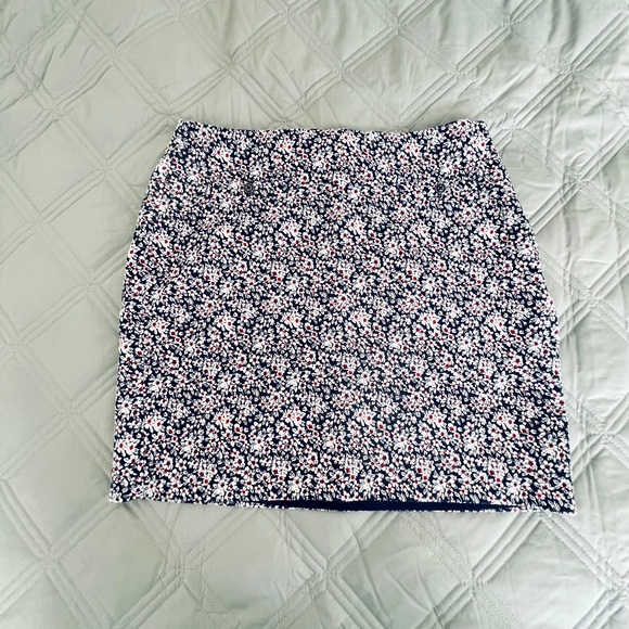 Banana Republic Navy Blue Floral Pencil Skirt - Size 0 (Petite) - Picture 1 of 2